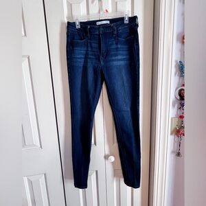 KanCan women’s skinny jeans waist 28 inseam 29.5